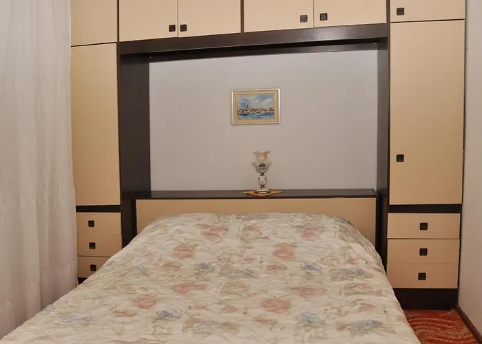 Family-friendly With Swimming Pool Orebic, Peljesac - 14644 דירה אורביץ